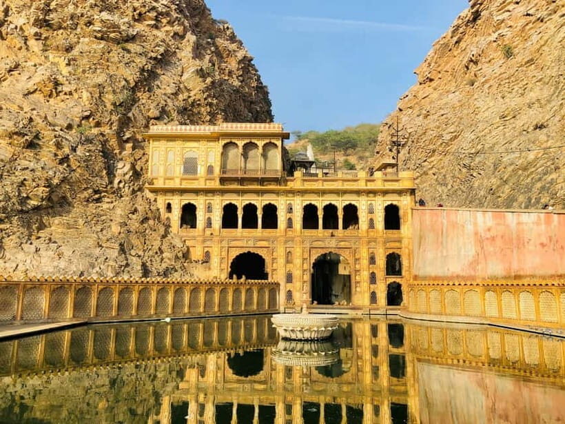 Jaipur: Full-Day City Tour with Car, Guide & Skip-the-Line - City Palace: where the Maharaja story still lingers