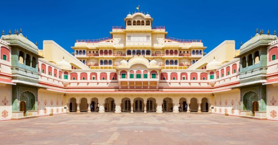 Jaipur: Full-Day Private City Tour by Car with Guide - The Guide and Driver Factor: Safety, Timing, and Better Photos