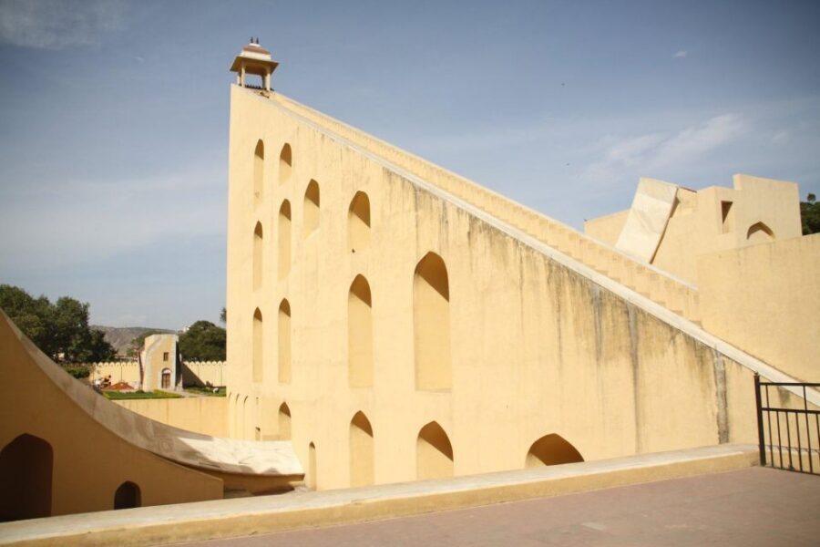 Jaipur: Full-Day Private Sightseeing Tour by Tuk Tuk - Shopping and Lunch Time: Use It Like a Local, Not a Tourist