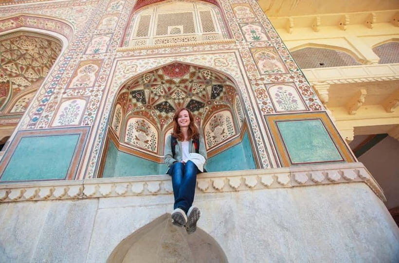 Jaipur: Full-Day Sightseeing Tour with Guide and Lunch - Hawa Mahal: The Palace of Winds and the Lattice Lesson