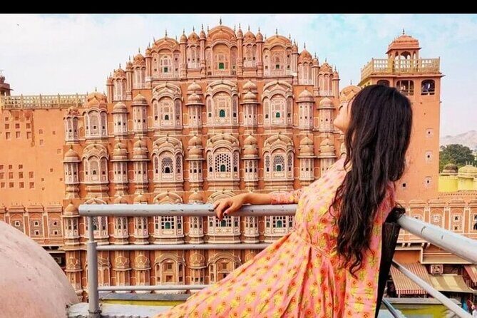 Jaipur Full Day Tour By Car And Guide With Hotel Pickup - City Palace and Panna Meena ka Kund: palaces and a dramatic stepwell