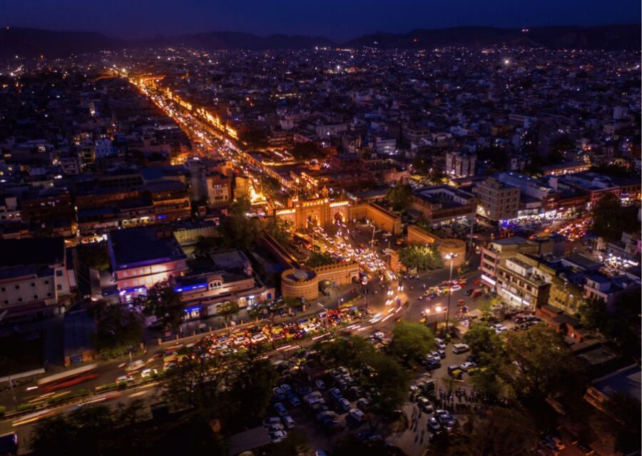 Jaipur: Guided Evening Walking Tour with a Local - The pass-by stretch: High Court, Secretariat, Planetarium, and more