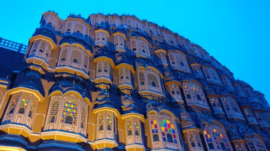 Jaipur: Guided Evening Walking Tour with a Local - Statue Circle: decorative lighting and multi-colored fountains