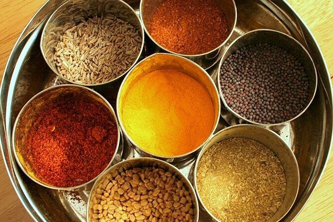 Jaipur Guided Food Walk Eat Just Like a Local - Why a Jaipur guided food walk beats guessing on your own