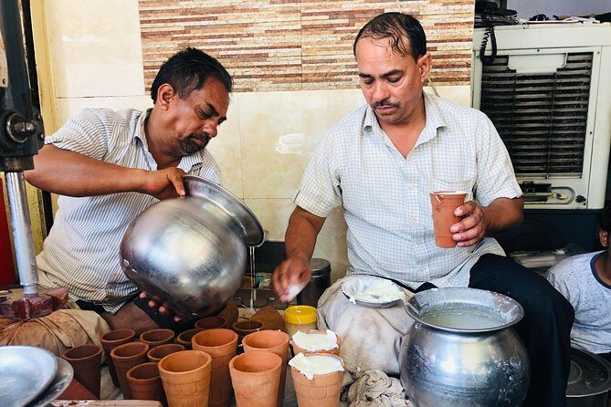 Jaipur Guided Food Walk Eat Just Like a Local - Meeting at Raj Mandir Cinema, then walking into the Pink City