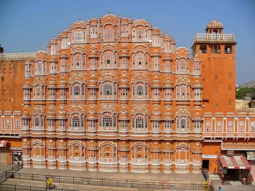 Jaipur Half-Day City Tour By E-Rickshaw with Female Driver - Starting with the Jaipur flower market at first light