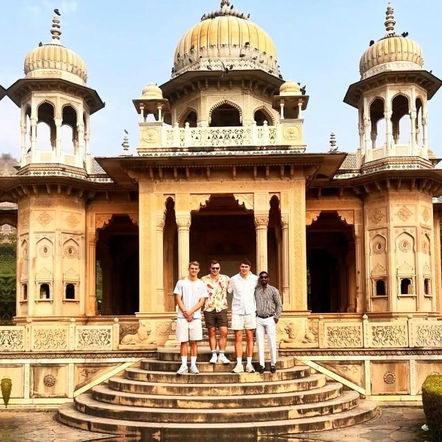 Jaipur: Half-Day Guided Sightseeing Tour with Flower Market - Price and value: why $4.61 can make sense here