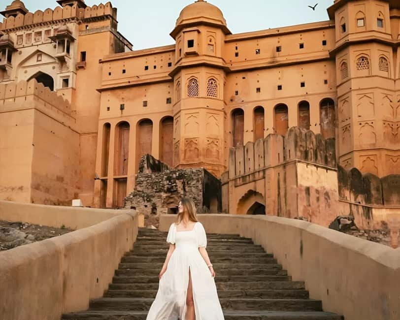 Jaipur: Half-Day Guided Sightseeing Tour with Flower Market - Gaitor Ki Chhatriyan to Amber Fort: pace and variety in one arc