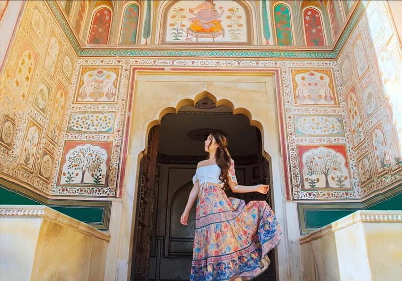 Jaipur: Half-Day Guided Sightseeing Tour with Flower Market - Starting at the flower market before Jaipur fully wakes up