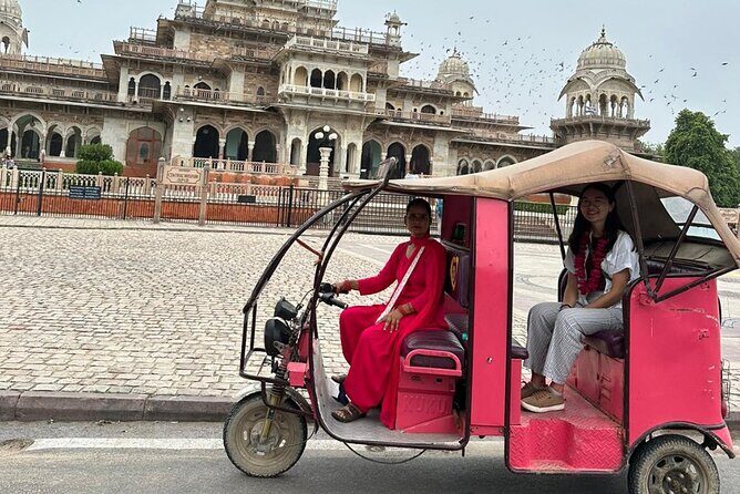 Jaipur Half-Day Heritage Tour by Women-Driven E-Rickshaw - Jantar Mantar: The Big Stone Sundial and the Genius of Simple Math
