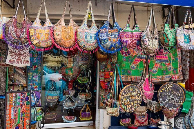 Jaipur Half-Day Shopping Tour with Hand Block Printing Class - Private Pickup and English-Speaking Driver: Your Day Starts Easy