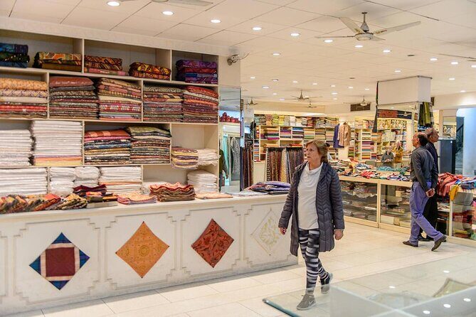 Jaipur Half-Day Shopping Tour with Hand Block Printing Class - Ramgarh Mode: Where Hand Block Printing and Craft Work Lives