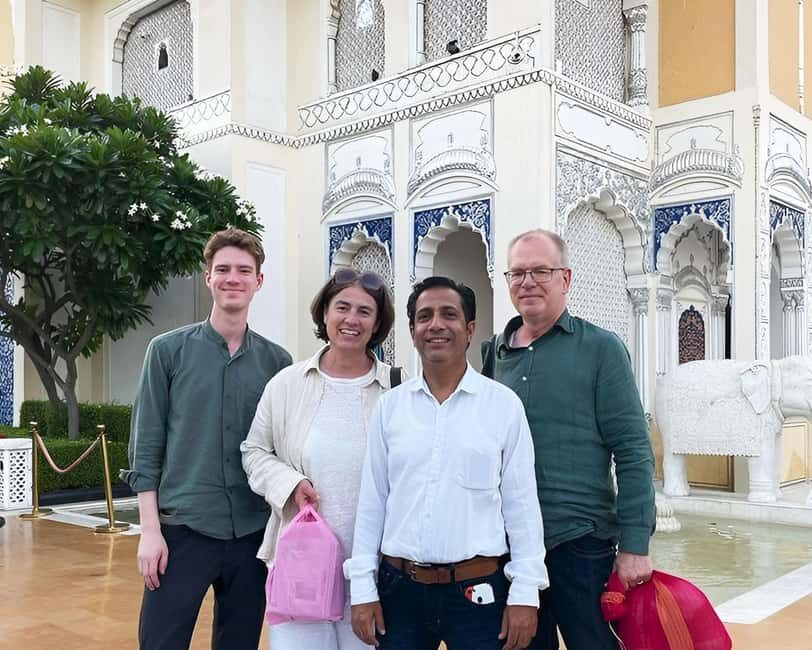 Jaipur: Half-Day Sightseeing Tour of the Heritage Pink City - Hawa Mahal: The Palace of Winds as a Photo Stop and a Lesson