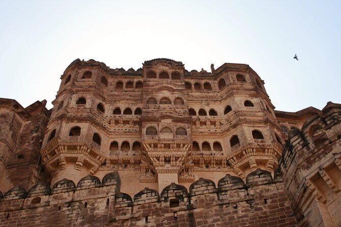 Jaipur Heritage and Old Market Shopping Tour - Isarlat (Tower): a victory memorial with city views