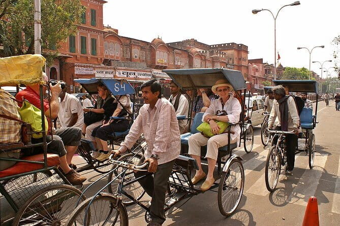 Jaipur Heritage and Old Market Shopping Tour - Chandpole Bazaar: where Rajasthani goods are easy to spot