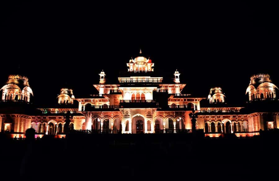Jaipur: Heritage Evening Tour with Monkey Temple Sunset - Old Gates and City Corners: Isarlat, Sargasuli, and Tripolia