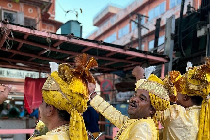 Jaipur Heritage Evening Walk - The Twilight Magic of Pink City - Stop 2: Pink City Artisan Lanes and Craft at Work