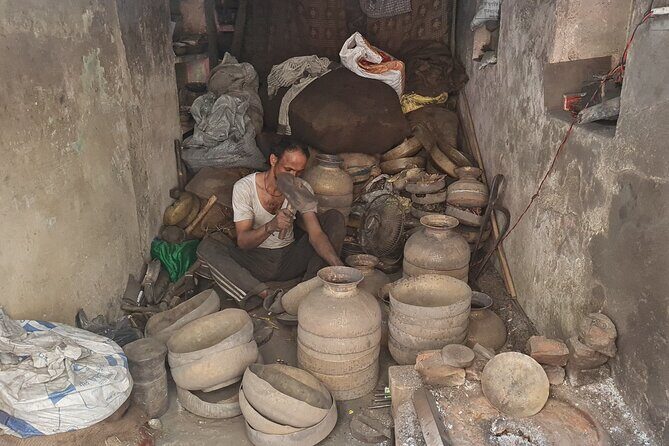 Jaipur Heritage Walk - Artisans | Bazaars | Culinary | Temples (Awarded) - Tripolia Bazar Finale: Oldest Flower Market, Spices, and Isarlat Sargasooli