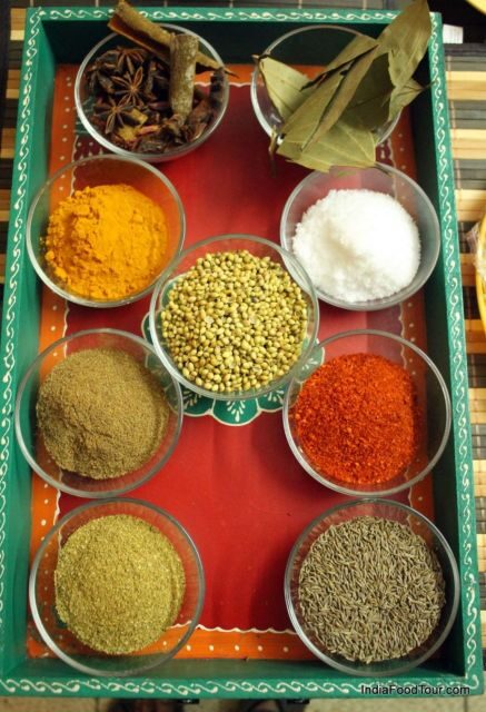 Jaipur Home Cooking Experience with Authentic Lunch/Dinner - Mehndi optional: natural henna art with meaning