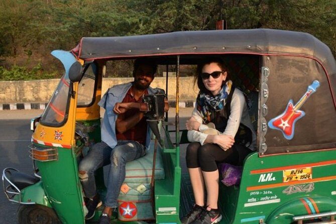 Jaipur: Private Day Trip by Tuk-Tuk & Guide with Pick-Up & Drop - Jaipur by private tuk-tuk: the smart way to see more
