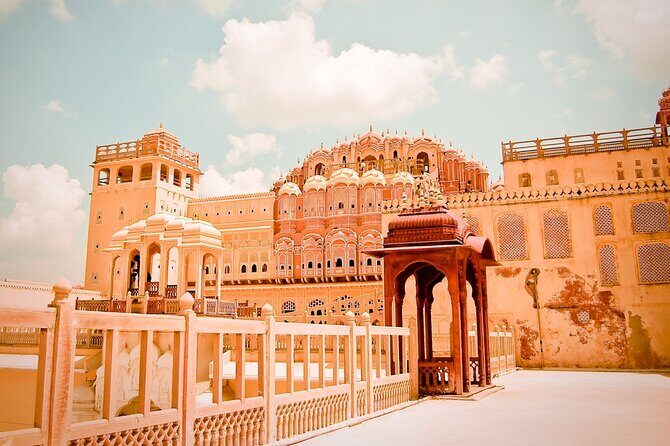 Jaipur Private Day Trip from Jaipur - Jal Mahal: A Dreamlike Palace With a Practical Catch