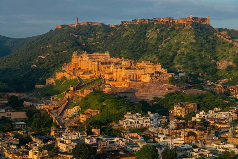 Jaipur: Private Full Day City Sightseeing Tour with Guide - Jal Mahal on Man Sagar Lake: a scenic break that stays short