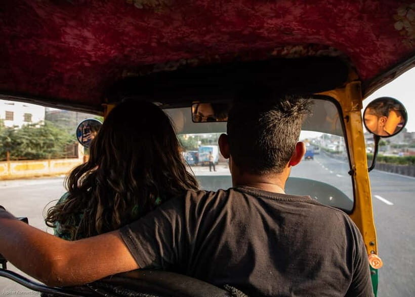 Jaipur: Private Full-Day City Tour By Tuk-Tuk with Pick-Up - Hawa Mahal: the quick stop that still gives you great photos