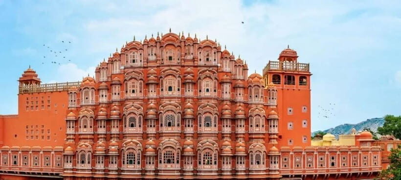 Jaipur: Private Full-Day City Tour with Car and Guide - Amber Fort: the big attraction, with time to actually enjoy it