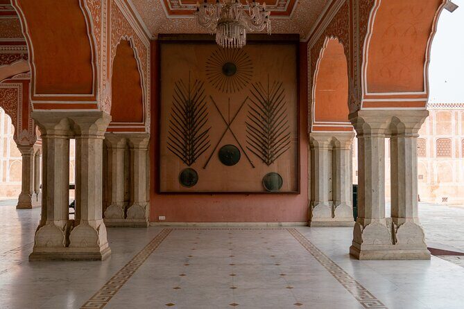 Jaipur Private Full Day Tour w/ AC Car & Guide (Eng, Esp, Fr, It) - Who This Tour Suits Best (And Who Might Prefer Something Else)