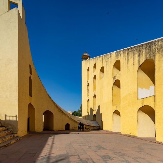Jaipur: Private Instagram Tour of Top Photography Spots - Jal Mahal Views and the Water Palace Frame