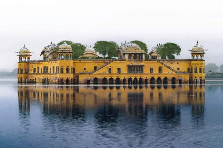 Jaipur: Private Sightseeing Day Tour with Guide by Car - Jal Mahal and Man Sagar Lake: the Water Palace moment