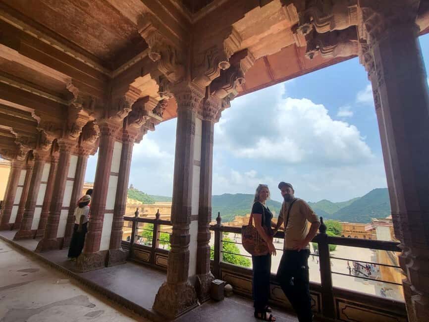 Jaipur: Private Sightseeing Day Tour with Guide by Car - City Palace: royal residence turned museum-style storytelling