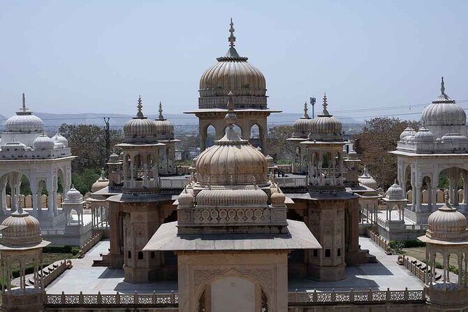 Jaipur Private Sightseeing Full Day Tour By Car and TukTuk - Stop 3: Jal Mahal Photo Stop in Man Sagar Lake