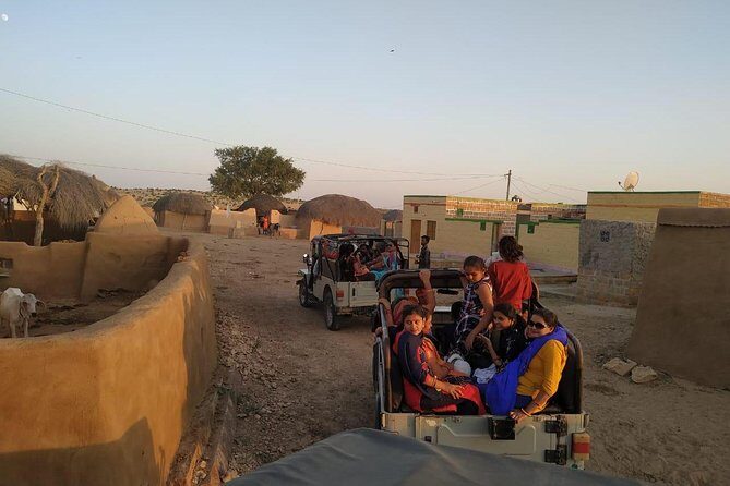 Jaipur Sightseeing by Sedan Car - How the personalized route works inside Jaipur’s Pink City