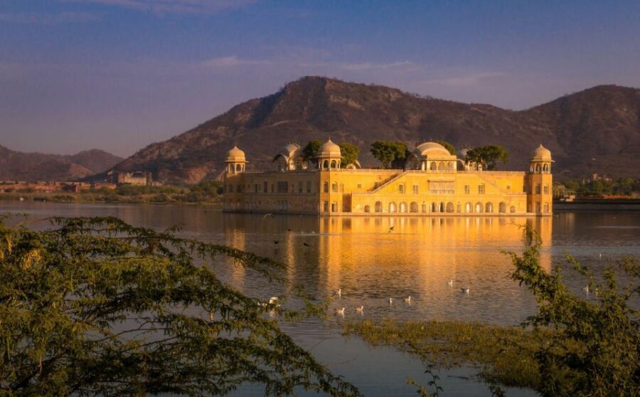 Jaipur Sightseeing by Tuk-Tuk: Temples, Palaces & Markets - Tuk-tuk Pickup at 8 AM: The Day Starts Easy