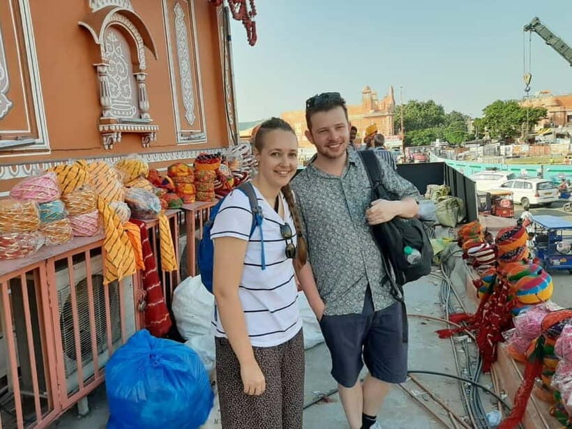 Jaipur: Spice Market and Street Food Walking Tour - Entering Jaipur’s oldest and biggest spice market the practical way