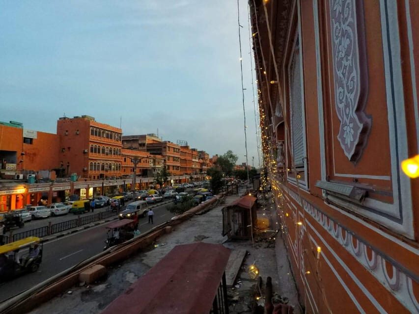 Jaipur :The Twilight Magic of Pink City- Heritage Walk Tour - The guide experience: stories that make the street make sense