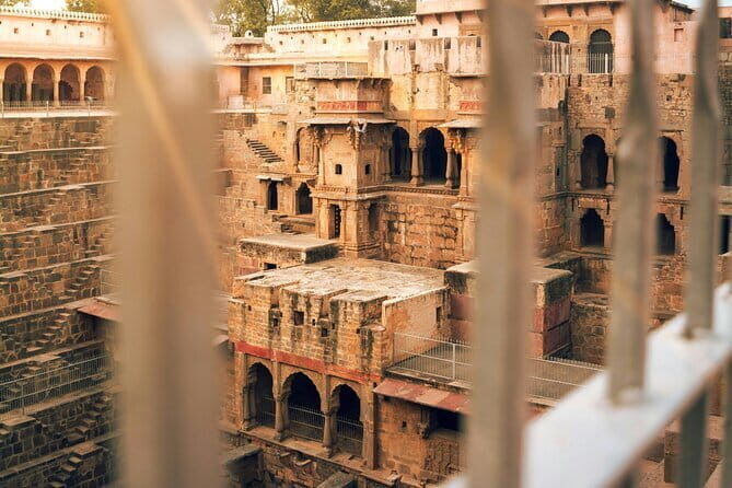 Jaipur to Agra Day Trip with Fatehpur Sikri and Abhaneri - Abhaneri’s Chand Baori Stepwell: A Quick Stop That Hits Hard