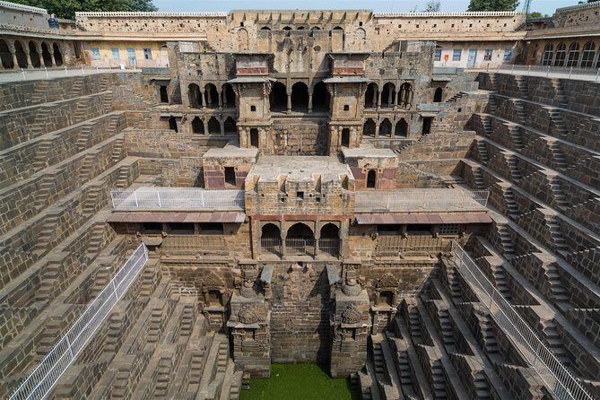 Jaipur to Chandbaori Stepwell & Haunted Bhangarh Private Trip - Harshat Mata Temple: a 15-minute stop that adds meaning