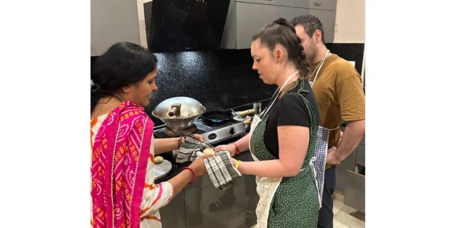 Jaipur: Traditional cooking class and storytelling session - Jaipur’s Home-Kitchen Rhythm: Cooking First, Stories After