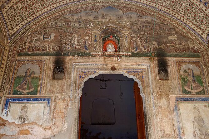 Jaipur@Twilight Guided Heritage City walk tour with Food Tasting - Tripolia Bazar at Thakur Uday Singh Ji Haveli: miniature art and older lamps