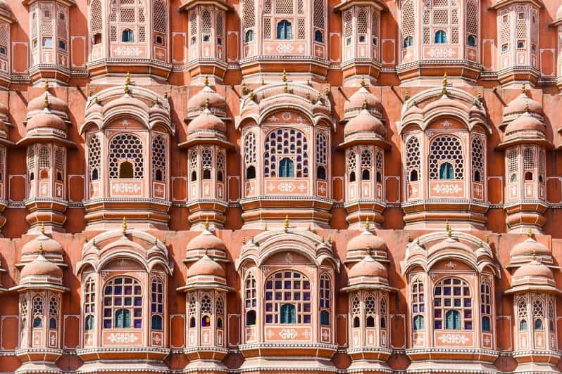 Local Jaipur city sightseeing with options - Amber Fort: Rajputana Power, UNESCO-Listed Views, and Maota Lake Vistas