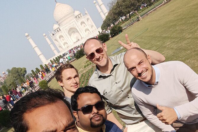 Luxury Same Day Taj Mahal tour From Delhi - All Inclusive - Taj Mahal context: more than facts on a plaque