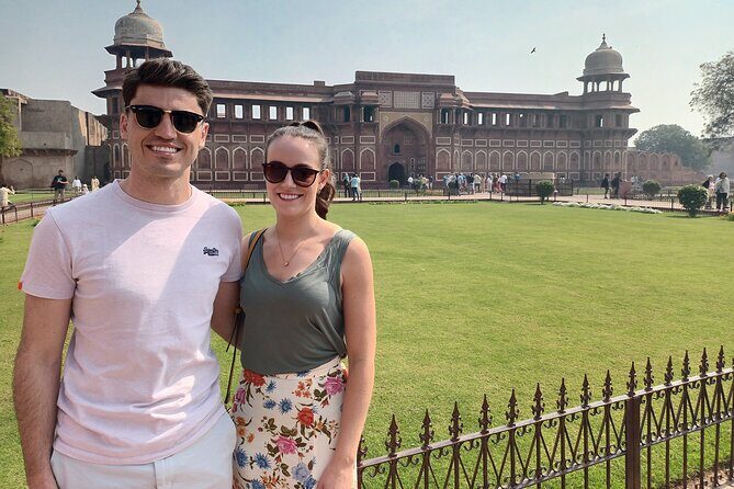 Luxury Same Day Taj Mahal tour From Delhi - All Inclusive - The after-Taj timing: craft stops and a final look back at Agra