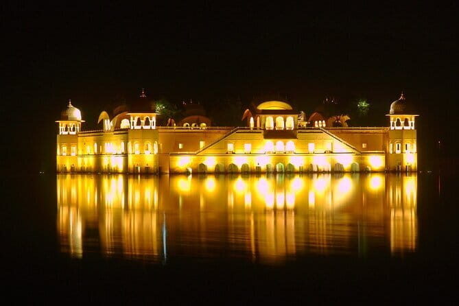 Night Safari in Jaipur on an Open Jeep - Starting at Albert Hall Museum: A Convenient Anchor in Pink City
