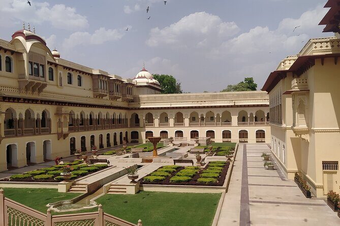 One Day Private Tour of Jaipur with Guide - A/C comfort and a tight 5–7 hour Jaipur loop