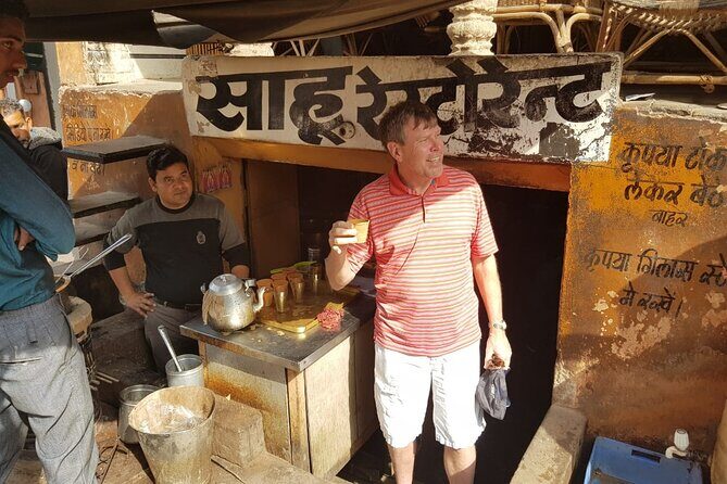 Pink City Plates: Food Walk Through Jaipur’s unique Eateries - Where this Jaipur food walk really works: food plus street-level context