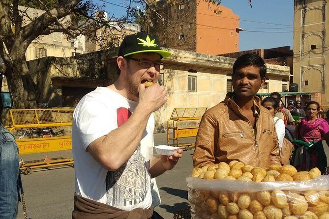 Pink City Street Food and Local Market Tour - Artisan Workshops in Action: Bangles, Turbans, Pottery, and More