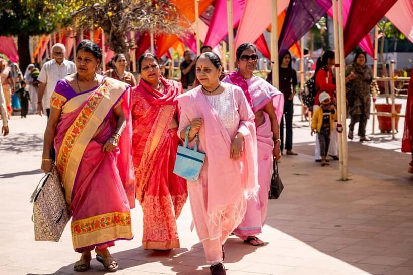 Pink City Walking Tour With Us ( A Haritage Walk in Jaipur) - Meeting point and timing: how to avoid the start-line stress