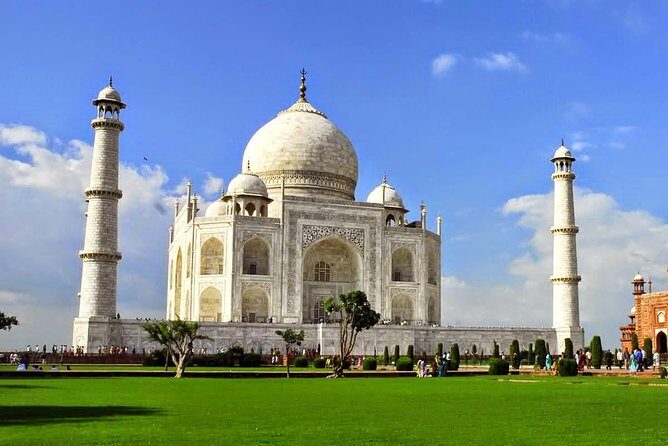 Private 02 Days Taj Mahal Tour From Jaipur - Day 2: Taj Mahal at Sunrise for Cooler Photos and Less Crowding